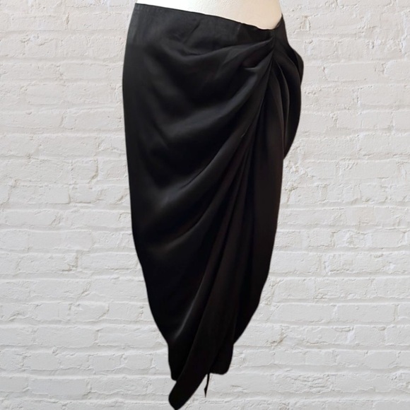SHEIN Curve Black side slit skirt with back zipper gathered slinky material 0X - Picture 1 of 13